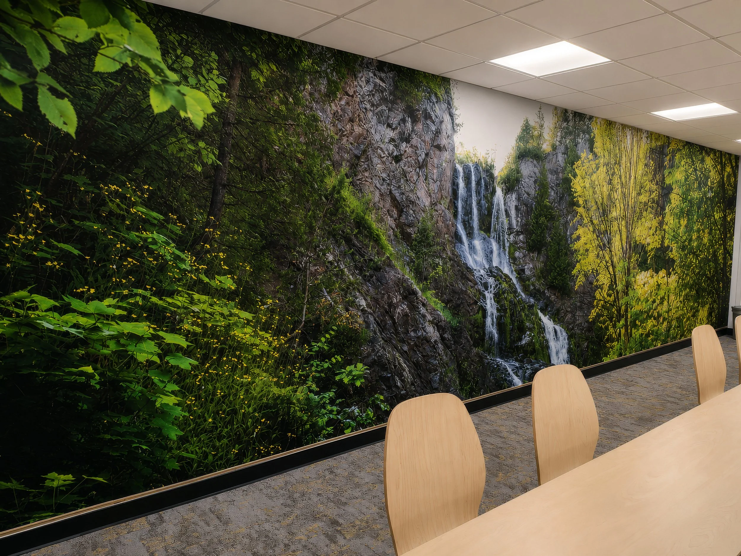 Glassboard and acoustic installation by WSI Office