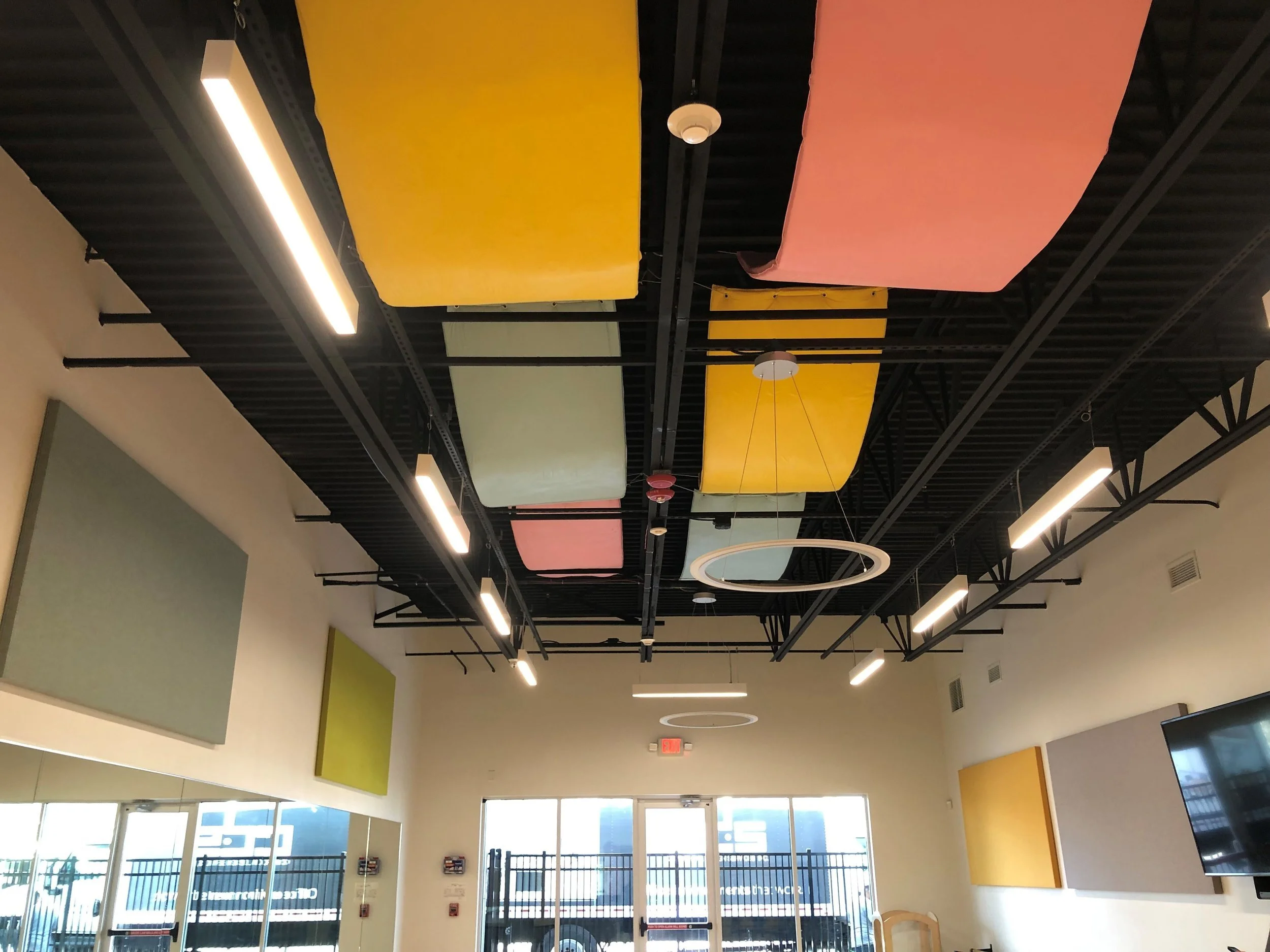 Glassboard and acoustic installation by WSI Office